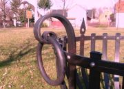 Ausgeschmiedeter Arm mit Tragegriff